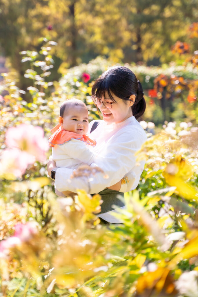 東京都内出張撮影/プロカメラマン日浦香織くまちゃんカメラ | kumachancamera　家族写真/プロフィール写真/マタニティフォト/ニューボーンフォト/七五三/お誕生日撮影 ママを主役にする写真撮影 | 都内の公園で家族写真を撮影